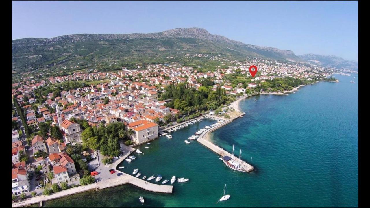 Spacious Apartment Close To The Sea In Kastel Luksic Kaštela Kültér fotó